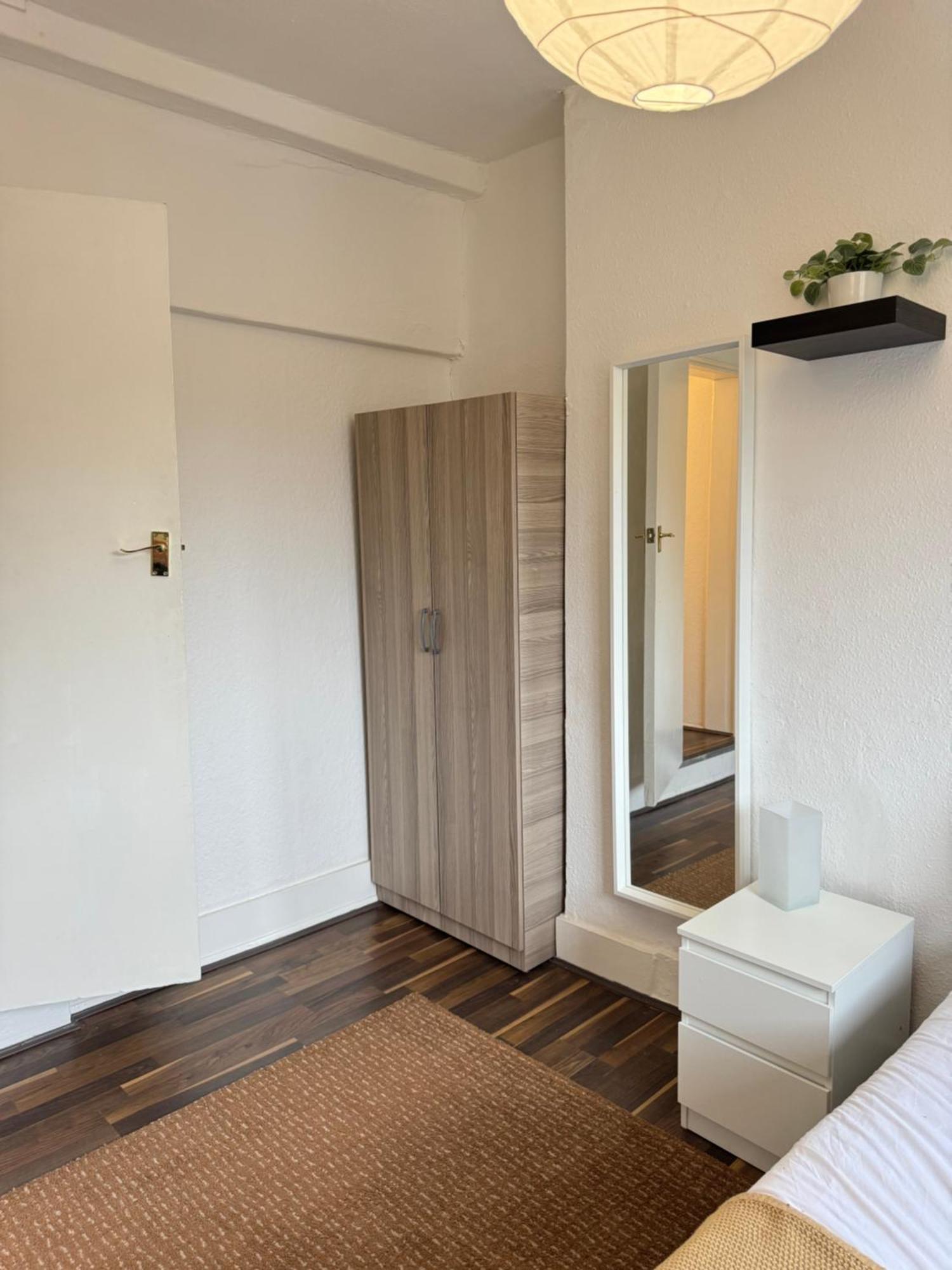2 Bed Apt Sofa Bed Up To 6 Londra Exterior foto