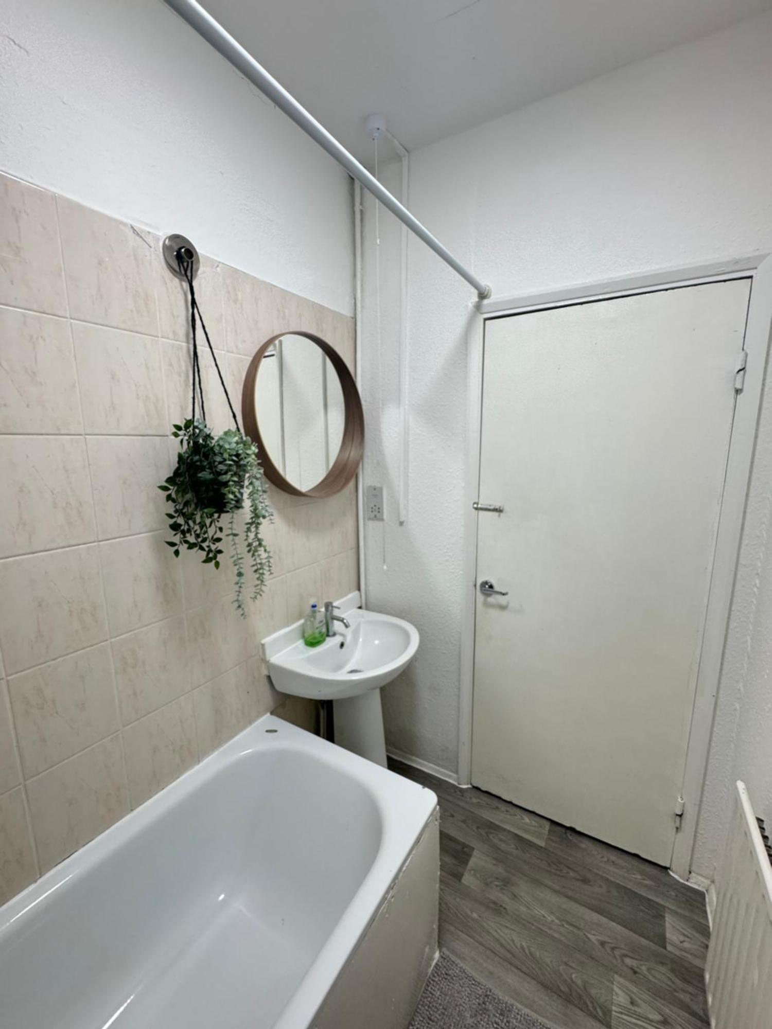 2 Bed Apt Sofa Bed Up To 6 Londra Exterior foto