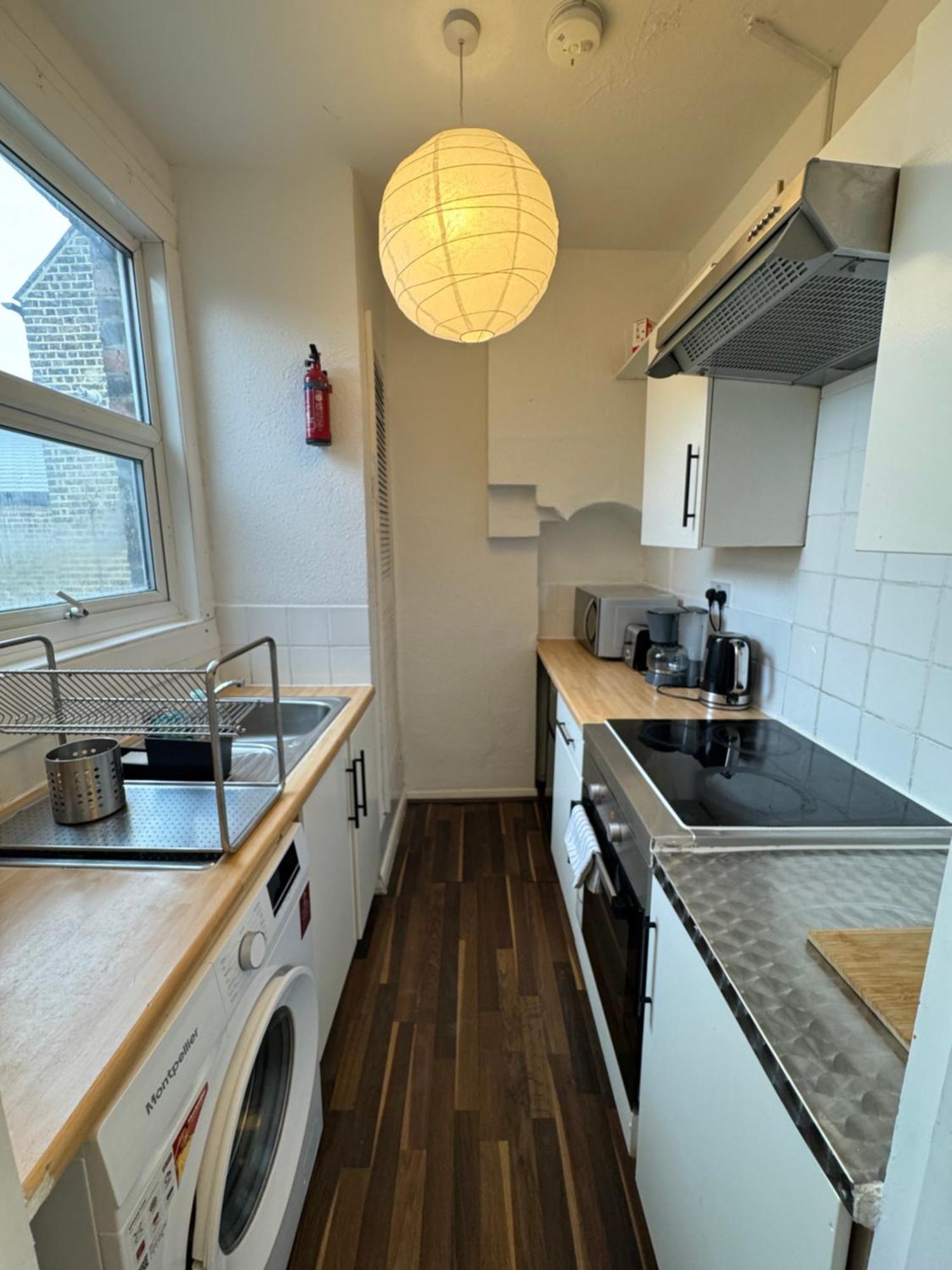 2 Bed Apt Sofa Bed Up To 6 Londra Exterior foto